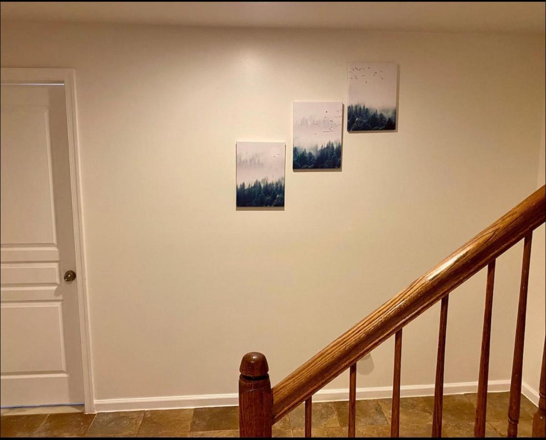 Van Gogh Guest Rm#6 • Van Gogh 6- Private Bsmt Rm In Single Family Home Rosedale ภายนอก รูปภาพ